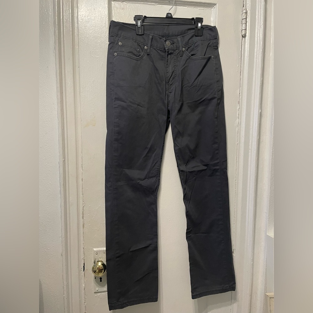 Levi’s Classic Dark Gray Straight-Leg pants
